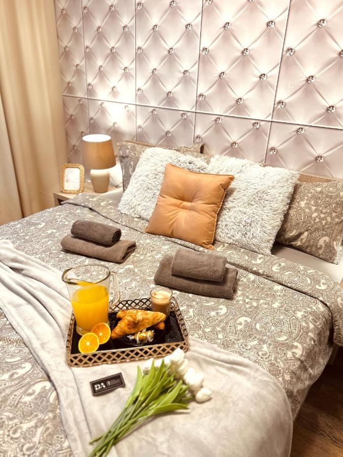 Downtown Apartments Presley Air-Conditioned ジェシュフ エクステリア 写真